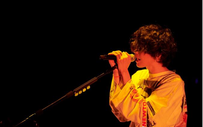 �׽���ʦ�������ϼ�� ��¶�����������ۺ�֢�������