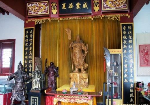 �ص����������˭ ���ڶࣺ�ص����ǰ�ʲô��