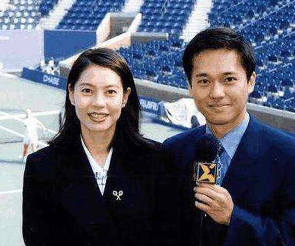 胡娜为什么还可以回国办画展 逃难?胡娜事件真相后的命运