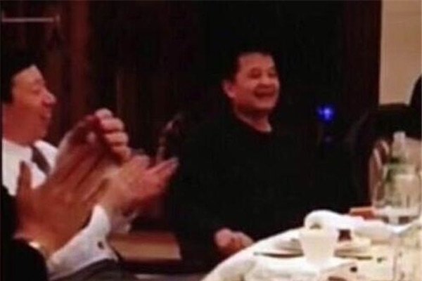 �ϸ���Ϊʲô���߳�����Ȧ һҹ֮���������Ѳ������ǹ�����