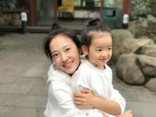 ��Զǰ��������״ �������飺���ڵ��Ϲ���˭