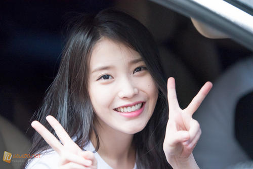 ��֪��Ϊʲô��iu����ĸ� ˽������ң�iu��֪������ô���Ʒ����