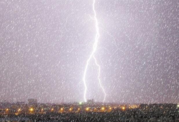 雷打雪是不祥之兆吗 收成不好:俗语雷打雪,人吃铁是什么意思