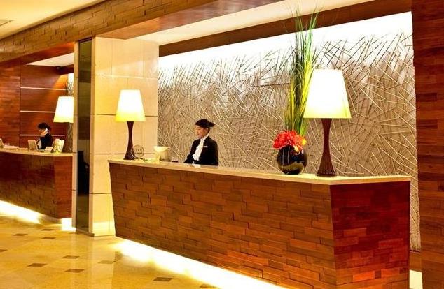 ��ǰ̨�ǲ��Ǻ�û��Ϣ �Ҿ���ԣ����ǰ̨��Ů���Ӷ���ʲô��