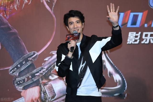 王力宏事件来龙去脉 被全网封禁塌房:前妻李靓蕾发长文控诉