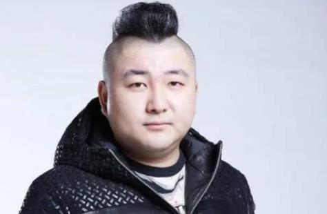 李欧现在状况如何 坠落事件在场:李欧为什么要推张云雷