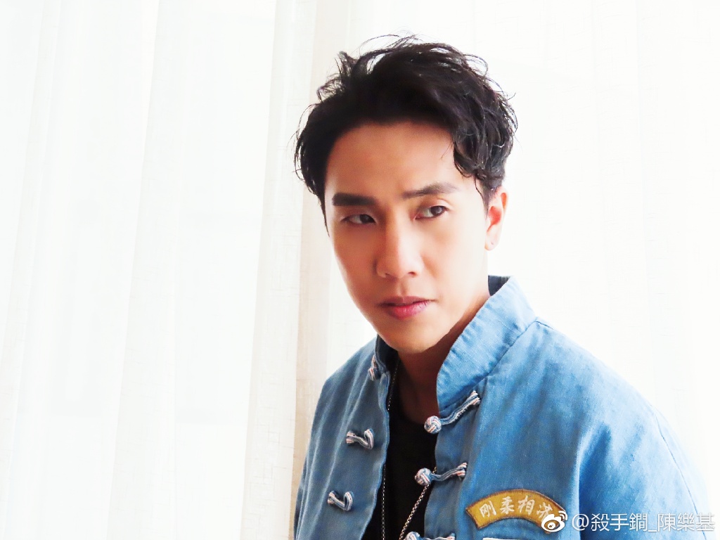 陈乐基为什么被终身禁演 打抱不平:陈乐基微博说了什么