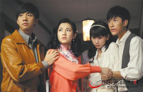 selina�����¼�ǰ��Ա� �ֲ��̺ۣ��ų��к�selinaΪʲô��������