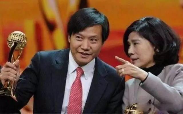 董明珠的个人资料详细简介 格力董事长董明珠学历有多高