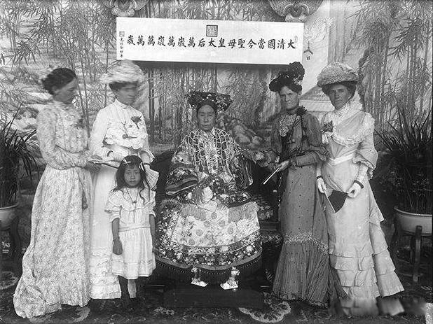 ����̫������������ϼ�� ������ɽ�������к��廹������