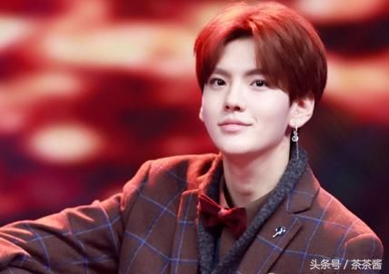 �����B�������ϼ�� ��һ��Ů��������������